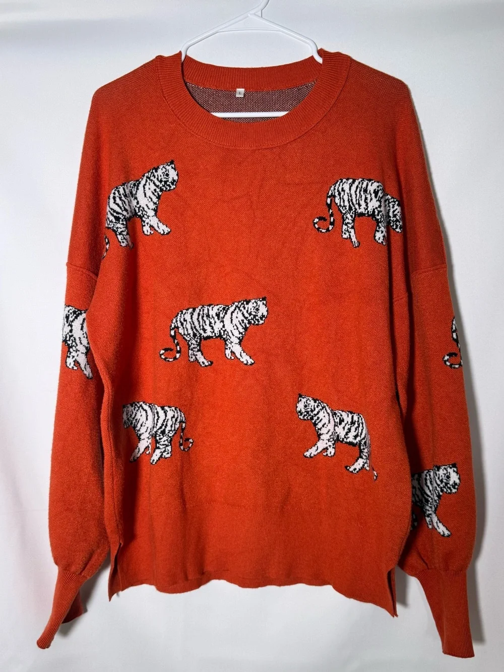 Source Unknown Orange Crewneck Sweater with Black-and-White Tiger Motif